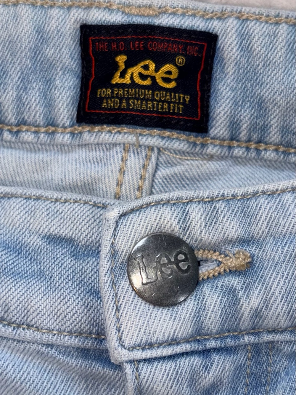 LEE Flare Light Wash Vintage Inspired Jeans sz 8 - Picture 3 of 9